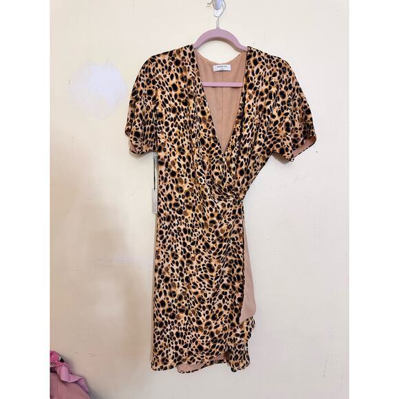 Aritiza Babaton WALLACE Wrap Dress SIENNA/BLACK 75560 Size Medium Cheetah Leopar - Picture 4 of 16